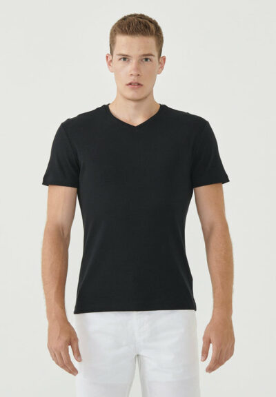 Organication | Ribbat T-shirt i ekologisk bomull med V-ringning