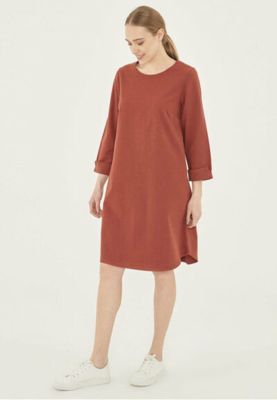 Organication | Garment dyed-klänning i TENCEL™ Lyocell-blandning
