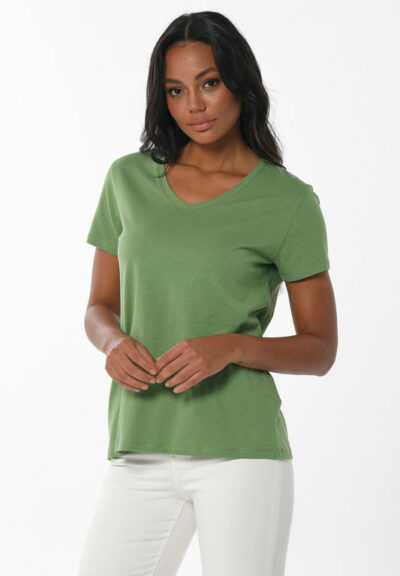 Organication | Basic T-shirt i ekologisk bomull med V-ringning