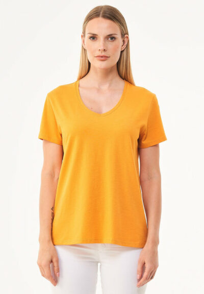 Organication | Basic T-shirt i ekologisk bomull med V-ringning