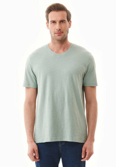 Organication | Basic T-shirt i ekologisk bomull med V-ringning