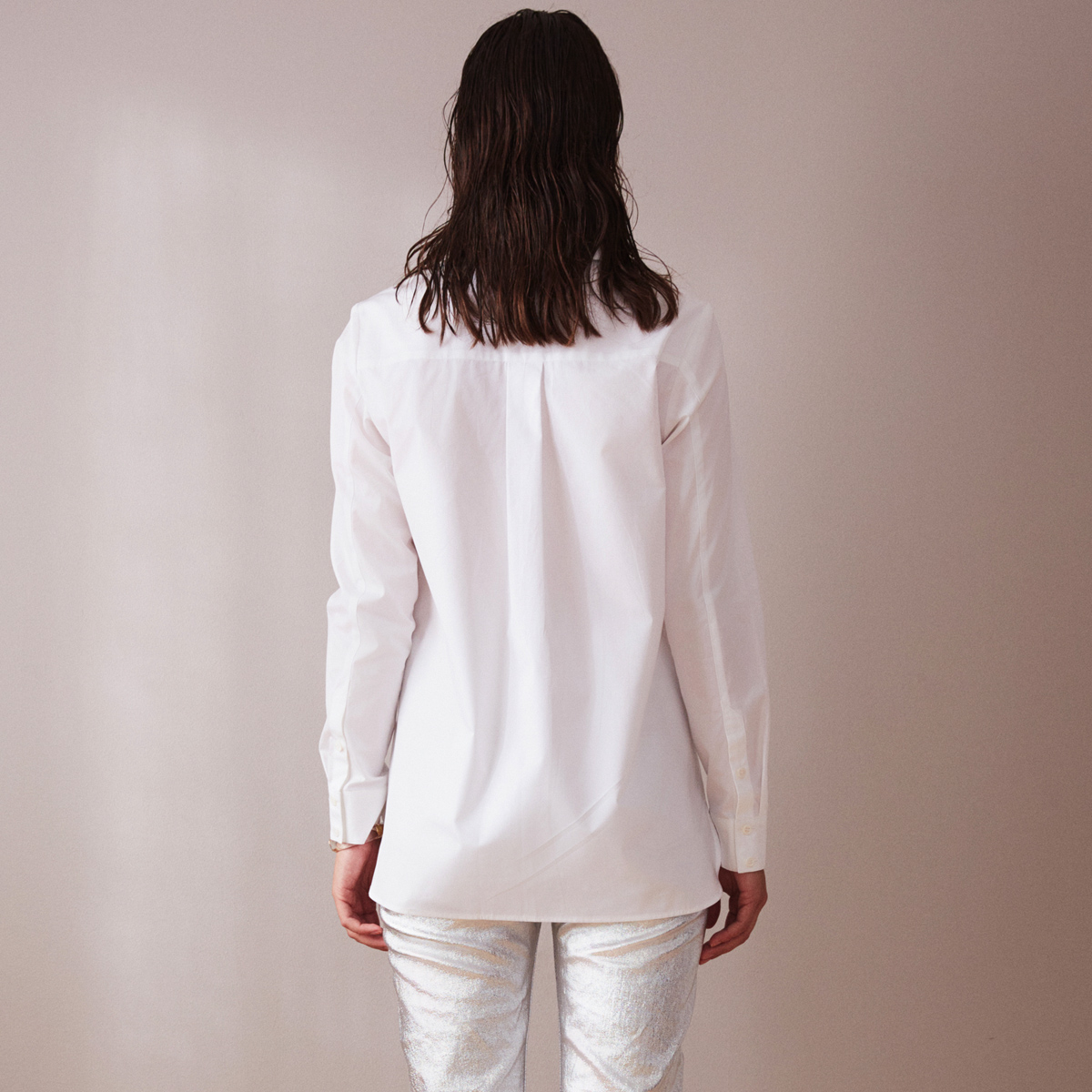 Essential-shirt-cotton-poplin-white-back-
