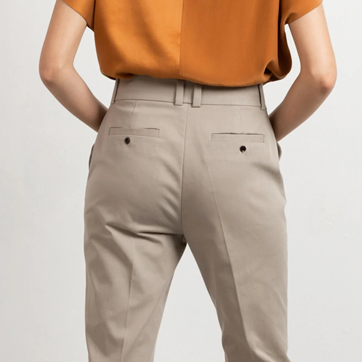 Cotton-stretch-back-detail
