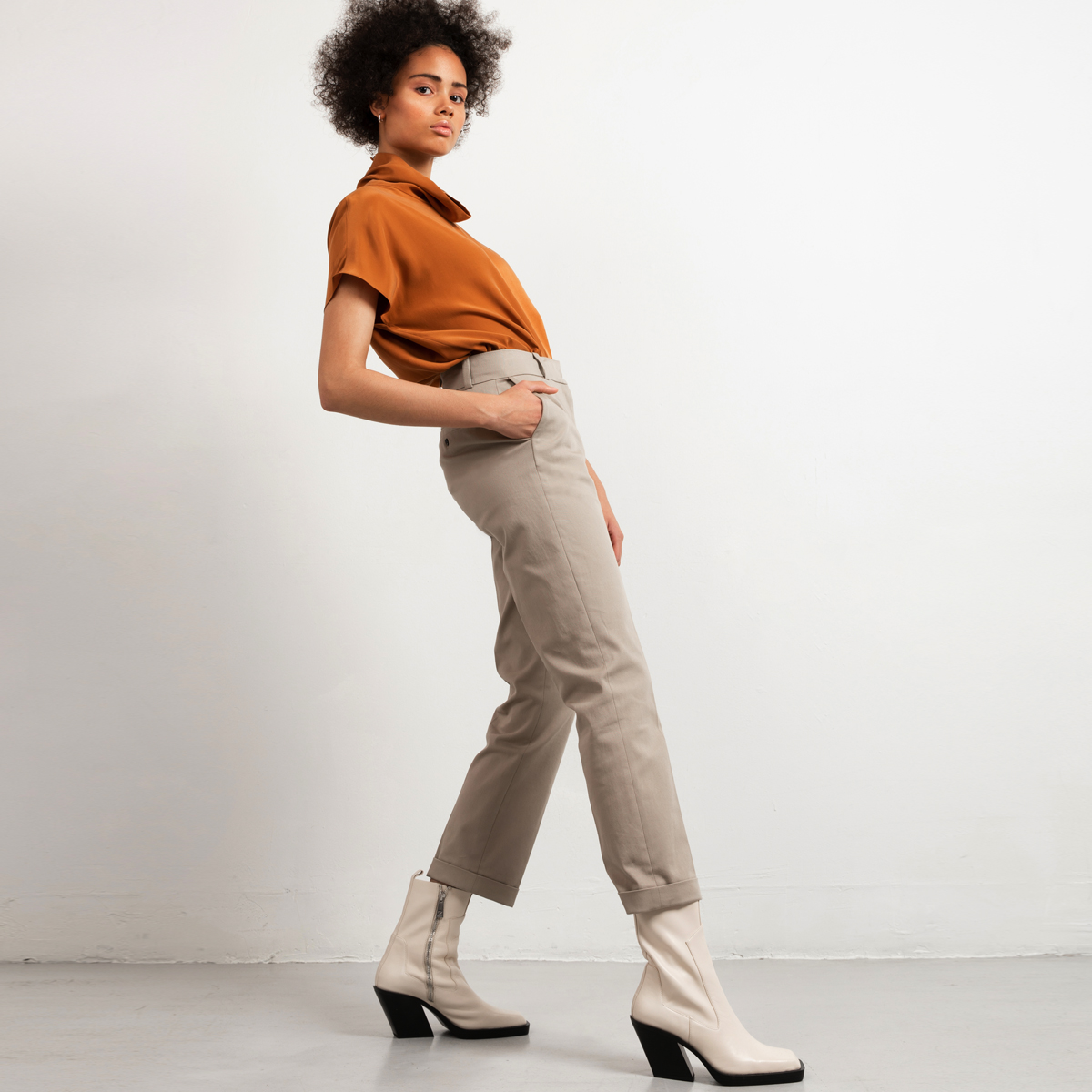 Studio Heijne | Custom-Fit Sand Cotton Stretch Pants