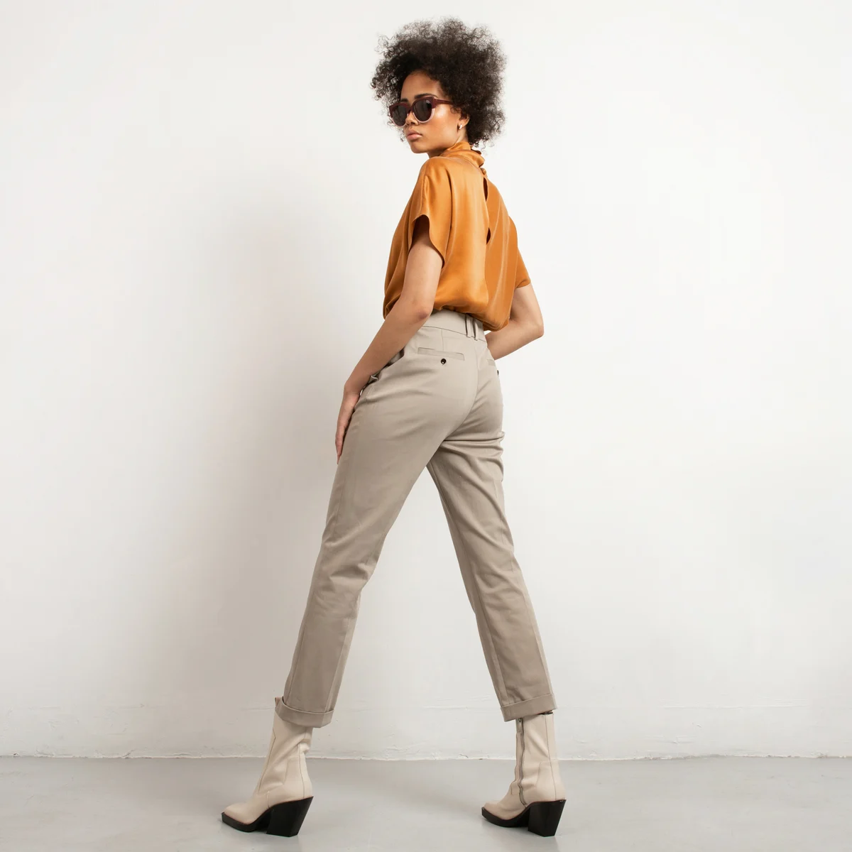 Cotton-stretch-cropped-side