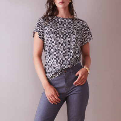 Studio Heijne | Relaxed Short-Sleeve Tee With Small Black-And-White Print