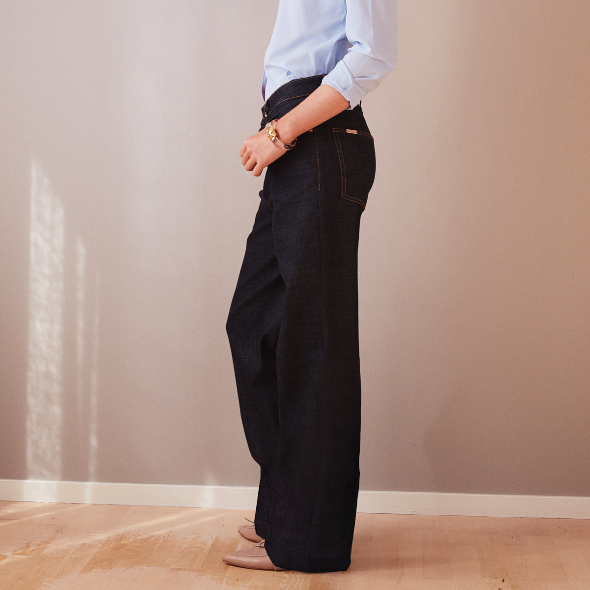 Jazz-dark-blue-side-no-fold-up