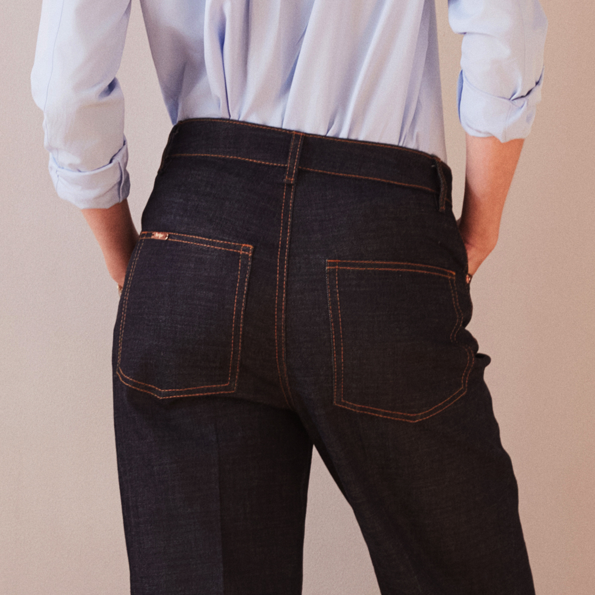 Jazz-loose-fit-jeasn-back-pockets (1)