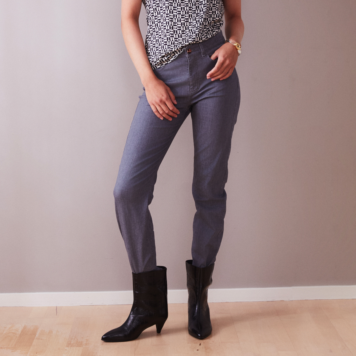 Straight-leg-jeans-front-grey-1