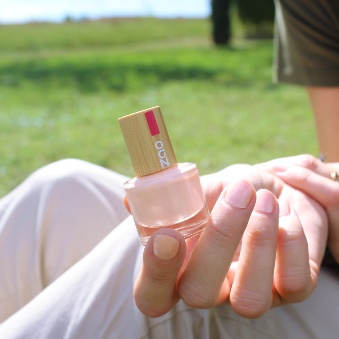 2410_Vernis rose carré