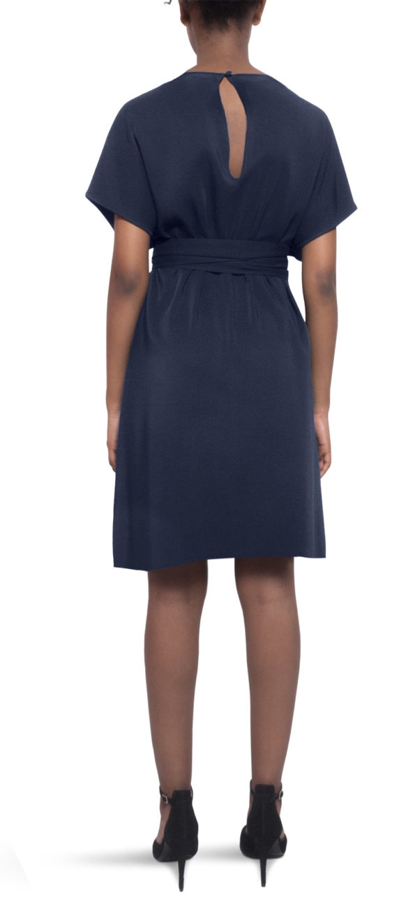 Sunday-back-short-ssl-roundn-navy-595x1302-1
