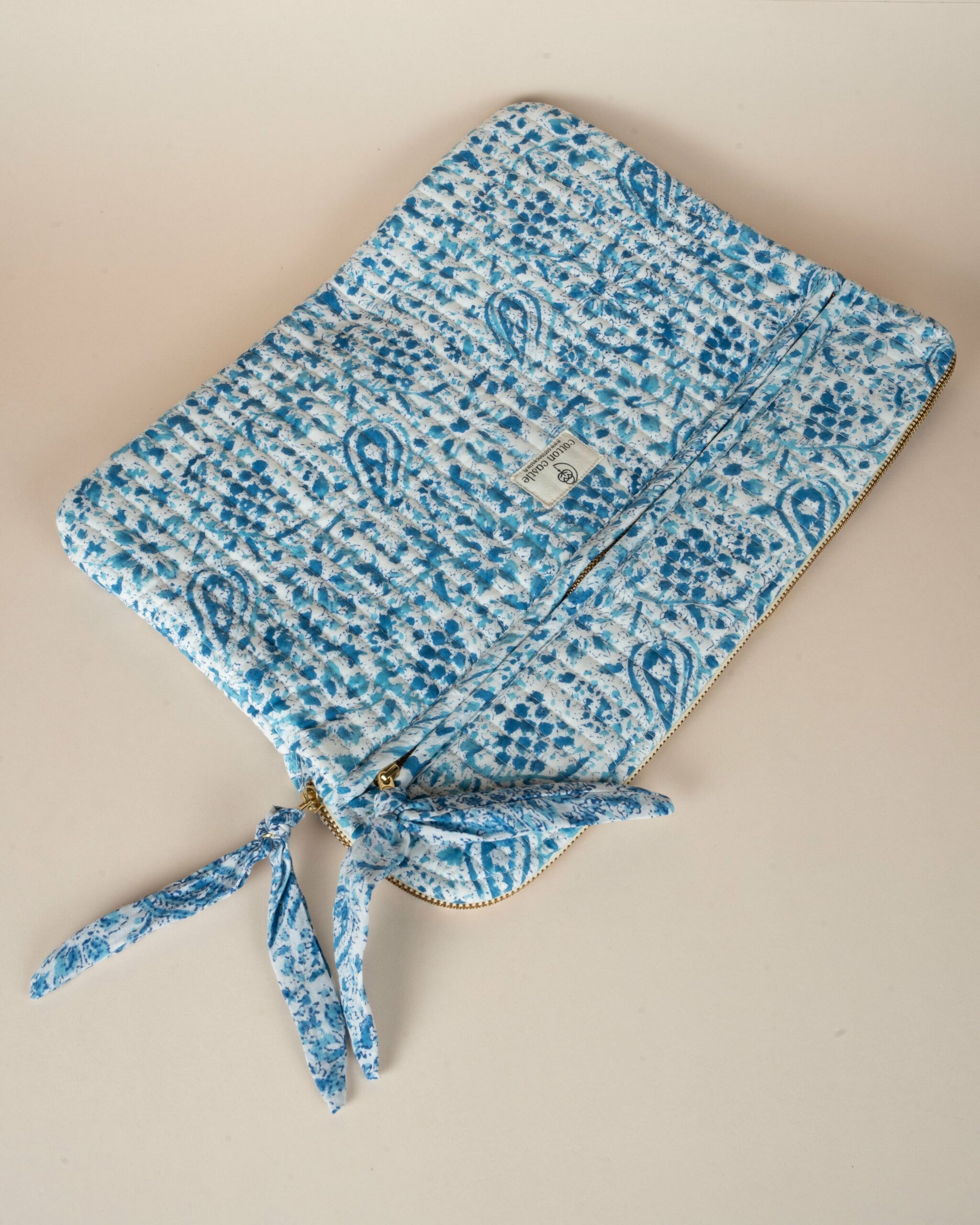 JAY03316-4.jpg