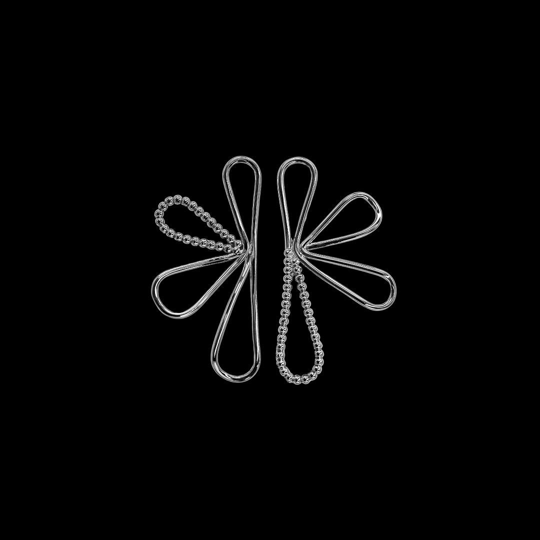 47_Blom_formad_orhange_i_silver.jpg